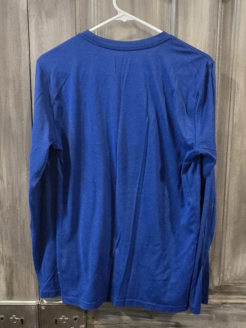 Nike Womens Dry Fit Chicago Cubs Long-Sleeve Shirt - Blue